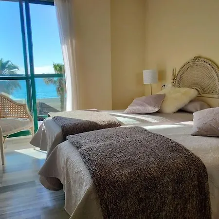 De Lujo En Primera Linea De Playa Apartment *